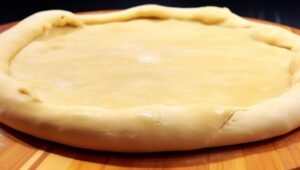 Massa de Pizza Crocante e Fácil: Receita Prática e Deliciosa